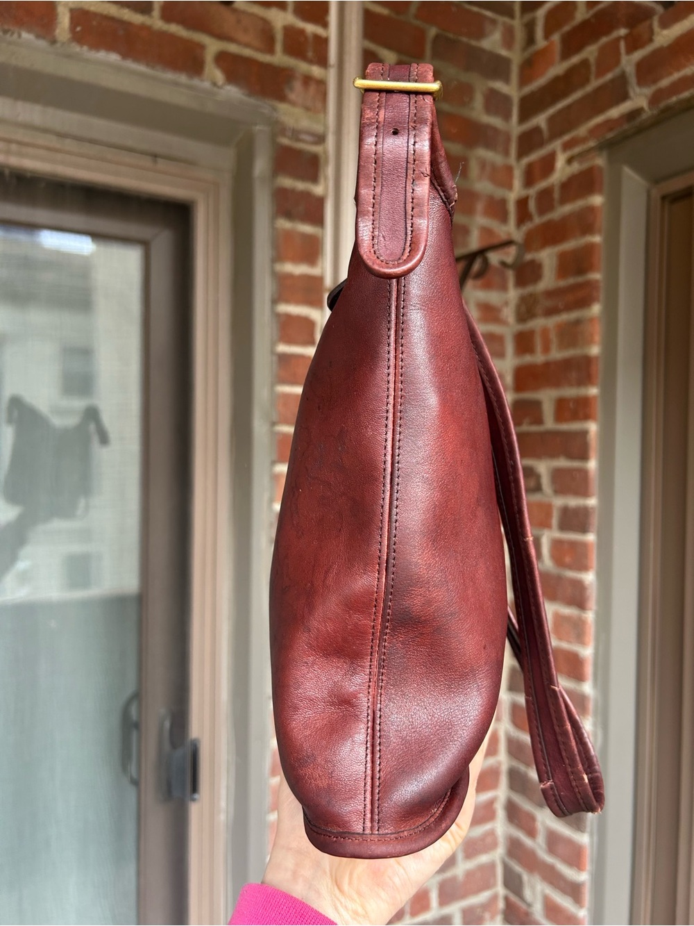 Vintage coach NYC slim duffel 9730 burgundy leather retro 80s purse y2k leather - Picture 3 of 10